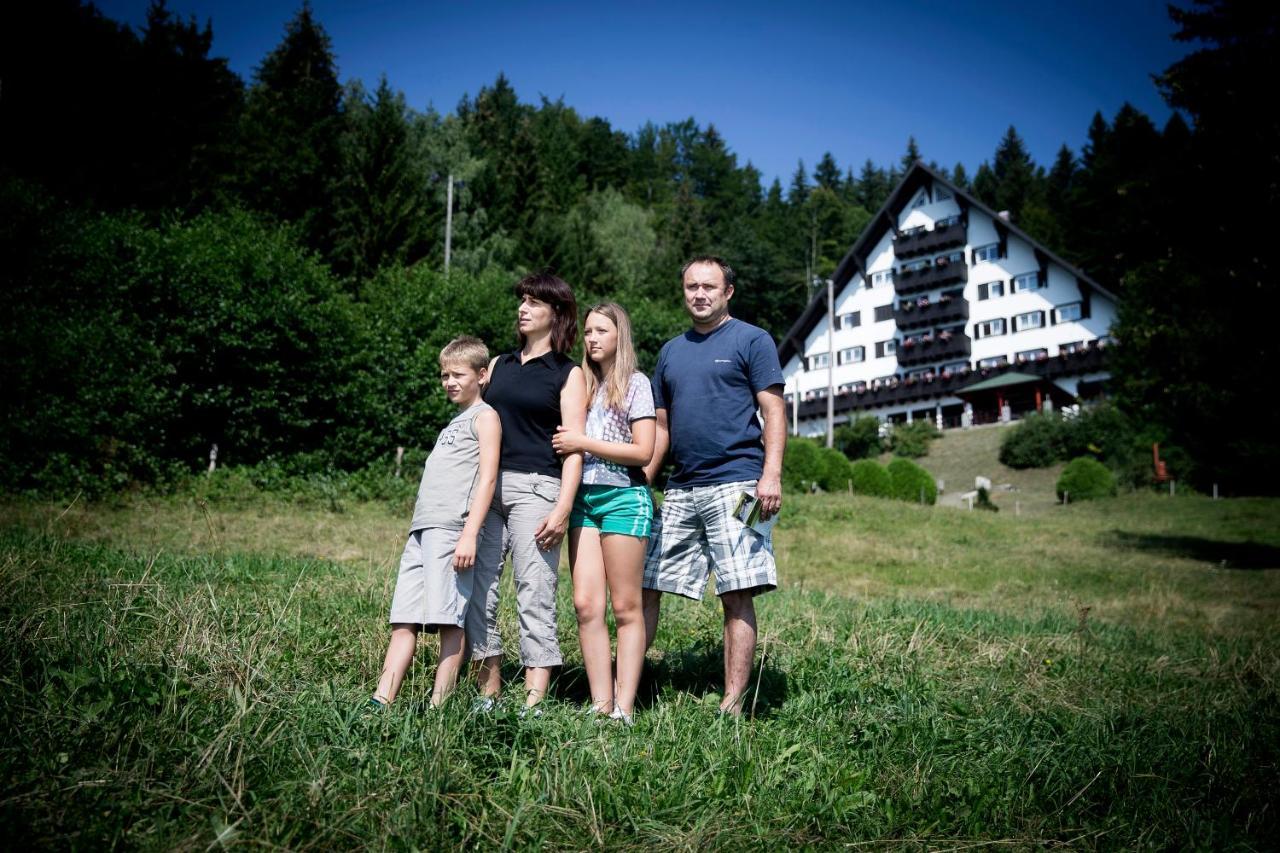 Hotel Tisa Pohorje Hočko Pohorje Zewnętrze zdjęcie